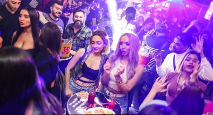 Ночной клуб "Escape Club İstanbul"