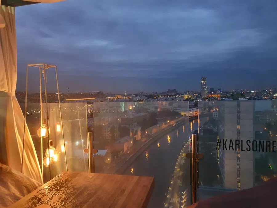 Ресторан Карлсон в Москве: Доставка еды, Авторская кухня, Панорамный вид, Смотровая площадка, Морепродукты, Роллы,