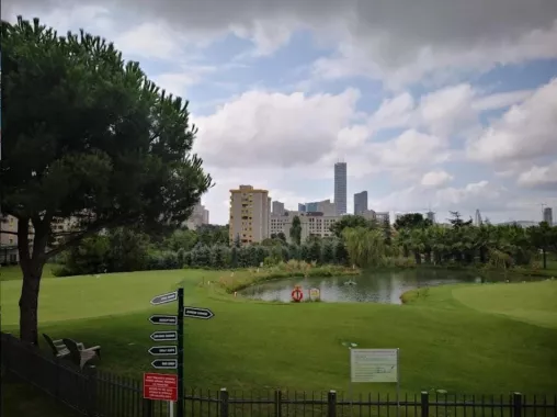 Гольф клуб "Atasehir Golf Club"