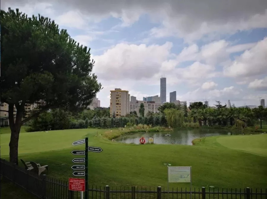 Гольф клуб Atasehir Golf Club в Стамбуле: Гольф клуб, Все для гольфа, Клубный дом, Поле для гольфа , Академия гольфа,