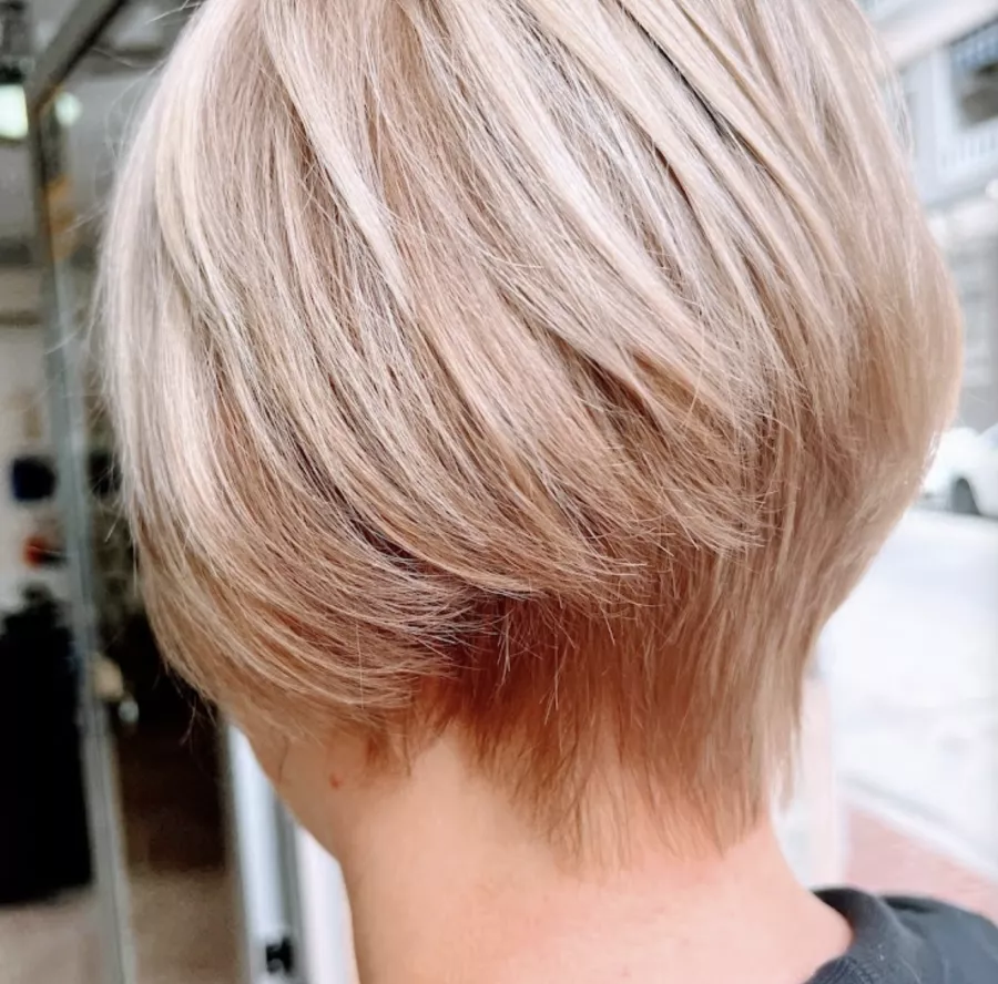 Салон красоты Lari's Gold в Торревьехе: Ногти, Волосы, Маникюр, Педикюр, Красота,