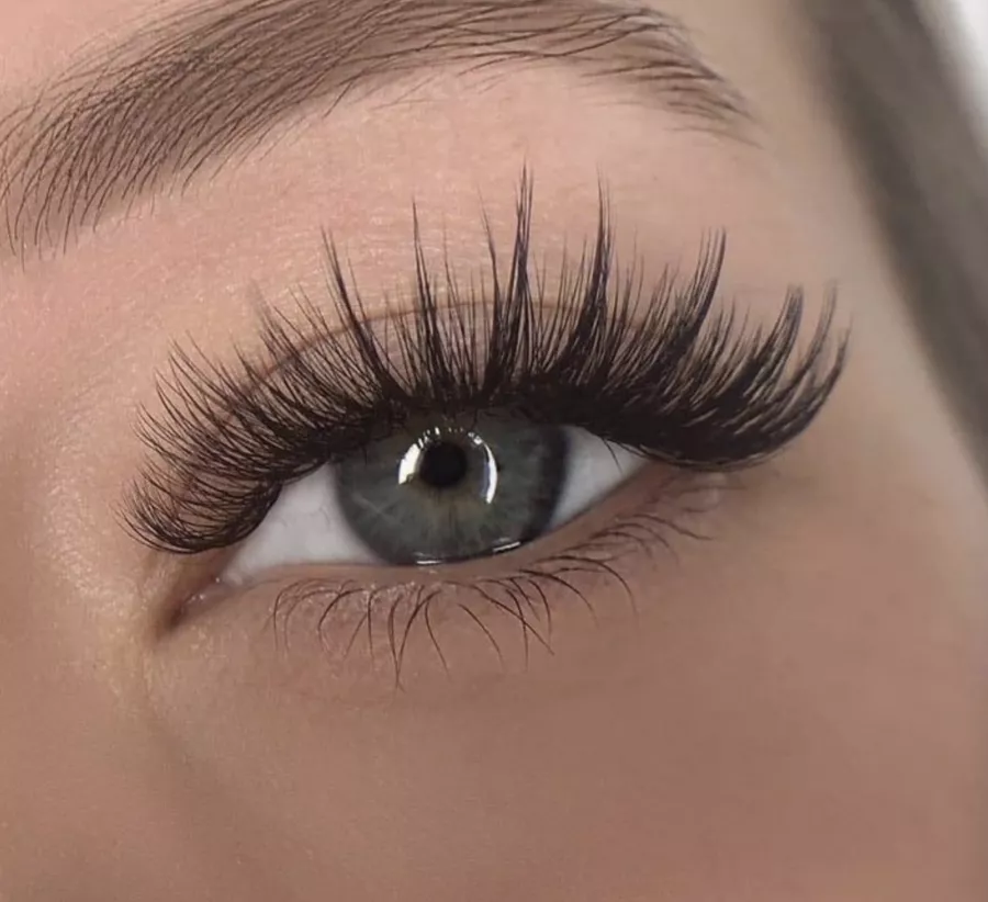 Салон красоты Lari's Gold в Торревьехе: Ногти, Волосы, Маникюр, Педикюр, Красота,