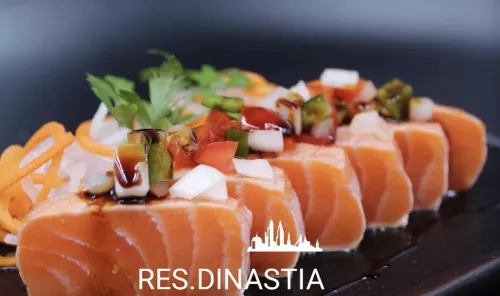 Ресторан азиатской кухни Dinastía  в  Торревьехе
