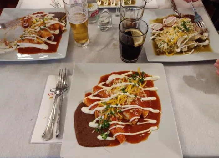 Ресторан "El Charro Negro"