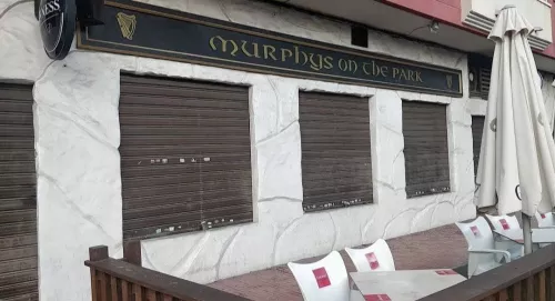Бар Murphys on The Park  в  Торревьехе