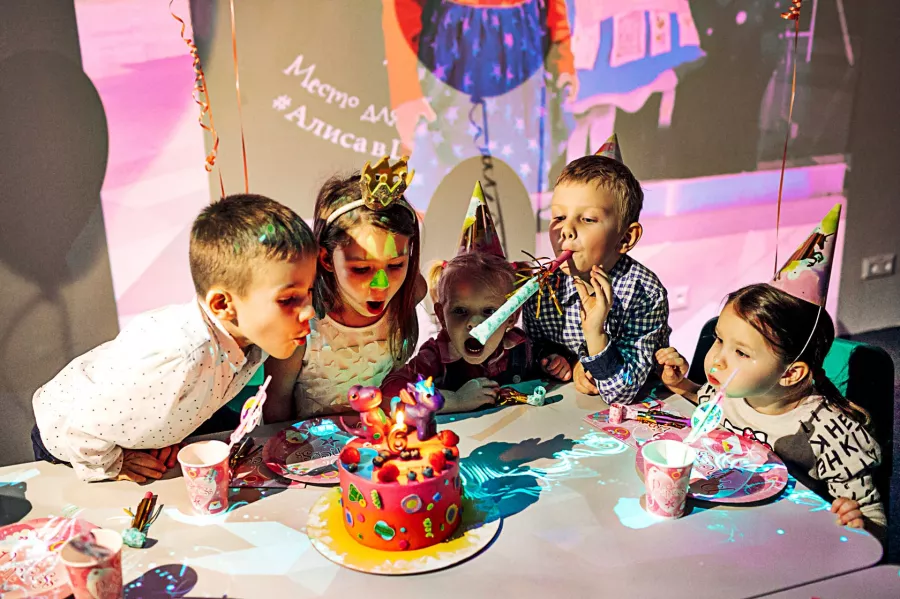 Развлекательный центр Hello Park  в Москве: Игры,