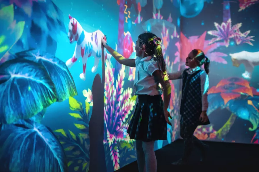 Развлекательный центр Hello Park  в Москве: Игры,