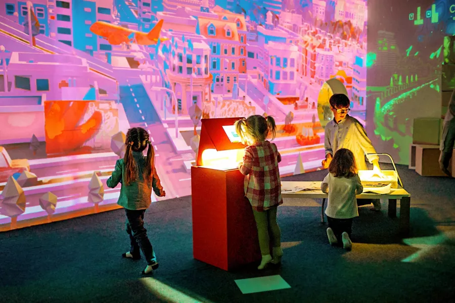 Развлекательный центр Hello Park  в Москве: Игры,