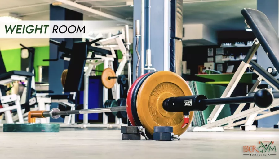 Фитнес зал IBERGYM в Торревьехе: Фитнес, Здоровый образ жизни, Качалка,