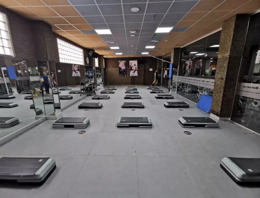 Спорт зал LesMills SMART-TECH в Торревьехе: Фитнес, Здоровый образ жизни, Сила,