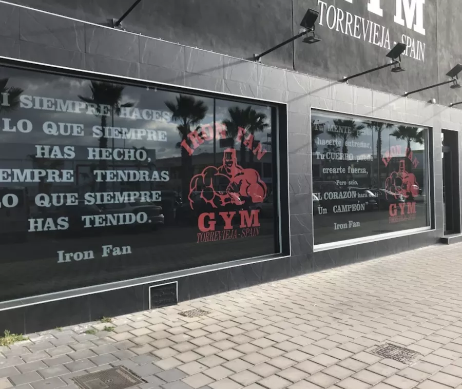 Фитнес клуб Iron Fan Gym в Торревьехе: Фитнес, Сила, Качалка,
