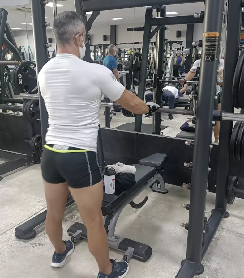 Фитнес клуб Iron Fan Gym в Торревьехе: Фитнес, Сила, Качалка,