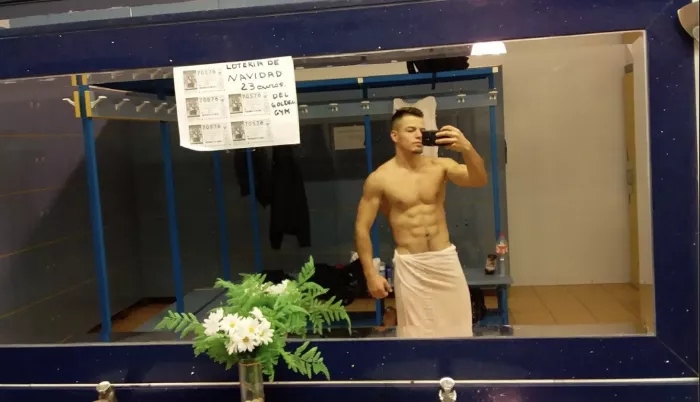 Фитнес клуб "Golden Gym"