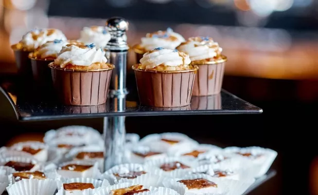 Cafe & Lounge "Brownie"