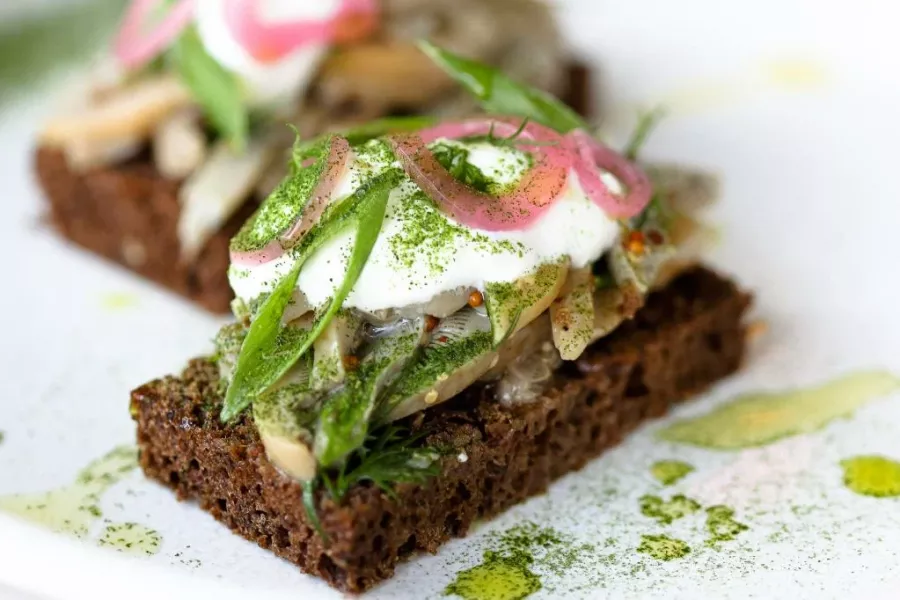 Ресторан Mushrooms в Москве: Пицца, Грибы, Итальянская кухня, Смотровая площадка, Доставка еды , Морепродукты,