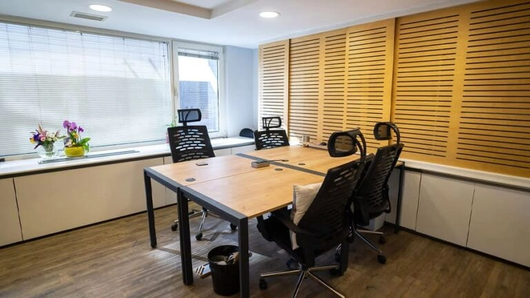 Бизнес центр Galata Business Center - İstiklal в Стамбуле: Круглосуточно , Бизнес центр, Коворкинг , Офис , Переговорная ,
