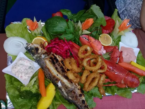 Рыбный ресторан "Belek Deniz Restaurant".