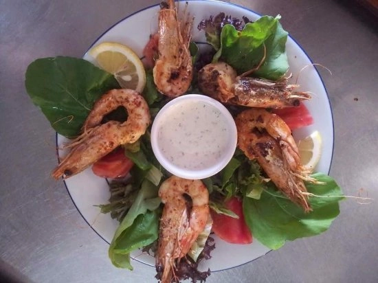 Ресторан морской кухни Iskele Fish And Steak House в Анталии: Ресторан, Еда,