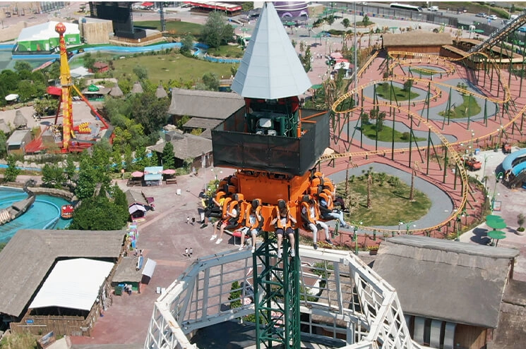 Вайаленд тематический парк (VIALAND Tema Park) в Стамбуле: Парк , Атракционы, С детьми , На свежем воздухе,