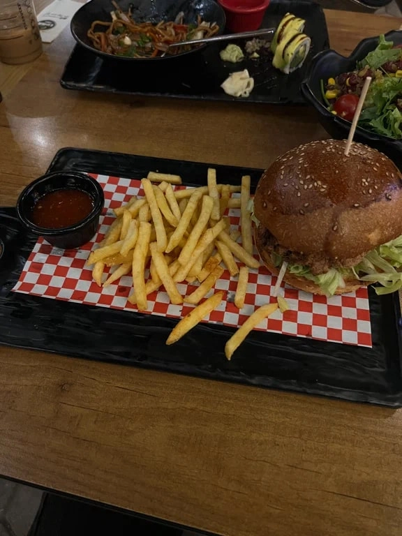 Кафе "Luna Garden"