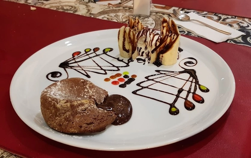 Кафе Stanbul Restaurant Belek в Белек: Уличное кафе, Бар, Ресторан, Морепродукты, Десерты,