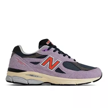  Магазин "New Balance"