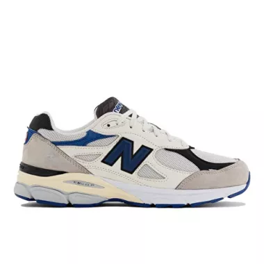  Магазин "New Balance"