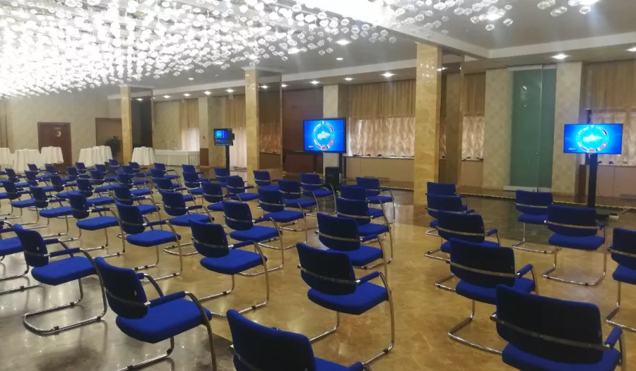 Президент-Отель 5* в Минске: Отель, Гостиничный комплекс, Номера, Жильё, Ресторан, Бизнес-помещение, Конгресс-холл, Конференц-зал, Бассейн, СПА,