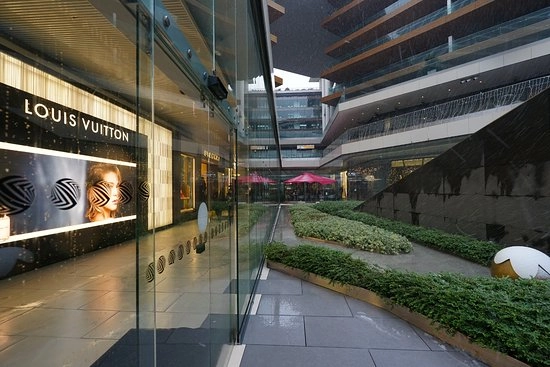 Торговый центр Zorlu Center в Стамбуле: Премиум шоппинг, Покупки в Стамбуле, Одежда , Обувь, Аксессуары ,