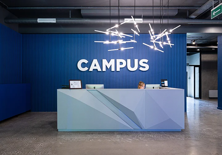 Коворкинг Campus в Минске: Ковркинг, Рабочее место, Фриланс, Кухня, Рабочее прастранство, Переговорные комнаты, Скайп рум, Офисы, Опенспейс,