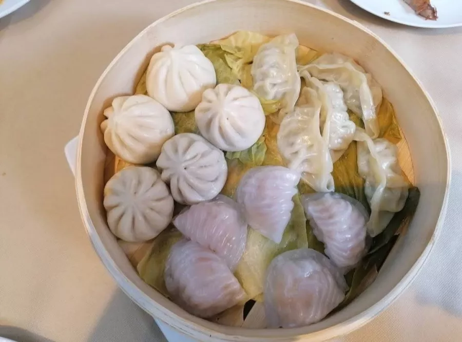 Буфет-ресторан Himalaya в Аликанте: Бар, Вкусно, Кафе, Ресторан, Бургеры, Алкоголь, Гриль, Напитки, Еда,