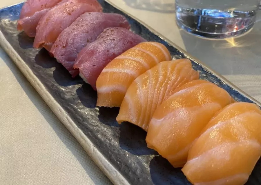 Буфет-ресторан Himalaya в Аликанте: Бар, Вкусно, Кафе, Ресторан, Бургеры, Алкоголь, Гриль, Напитки, Еда,