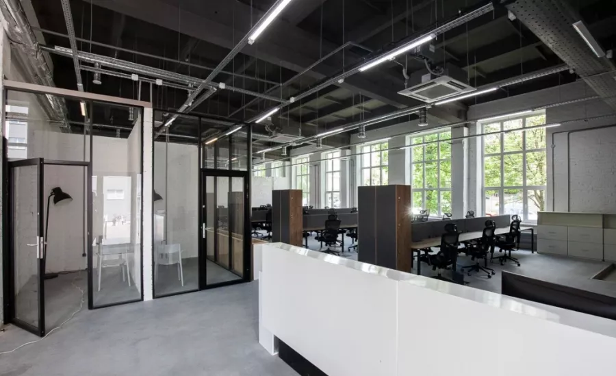 Коворкинг HUB1 в Минске: Коворкинг, Рабочее место, Фриланс, Рабочее пространство, Кухня, Переговорные комнаты, Опенспейс,