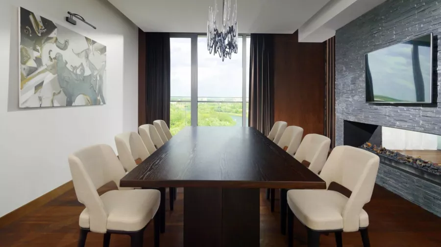 Minsk Marriott Hotel 5* в Минске: Отель, Номера, Бассейн, СПА, Фитнес-центр, Рестораны, Бары, Конференц-залы, Переговорные комнаты, Лектории,