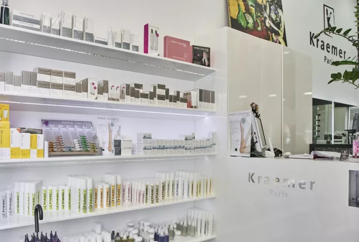 Парикмахерская "Peluquería Kraemer"