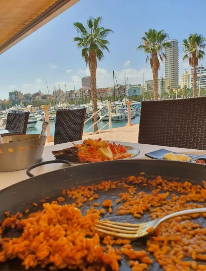 Ресторан "Restaurante La Brújula"