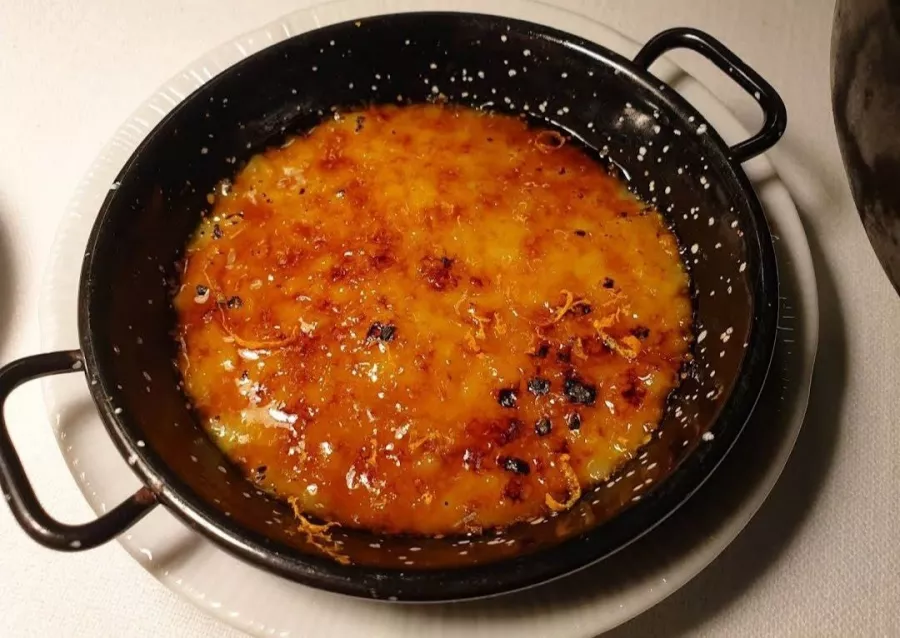 Ресторан Monastrell, La cubierta del Monastrell в Аликанте: Бар, Вкусно, Кафе, Ресторан, Бургеры, Алкоголь, Гриль, Напитки, Еда,