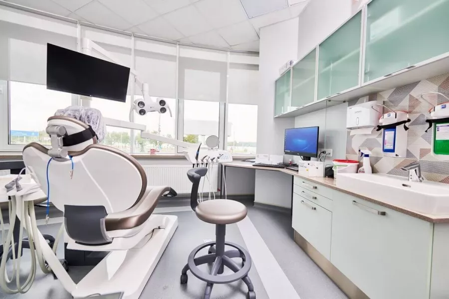 Медицинский центр Proud Clinic в Минске: Медицинский центр, Медицинская помощь, Медицинская диагностика, Врачи, Лечение, Следить за здоровьем,