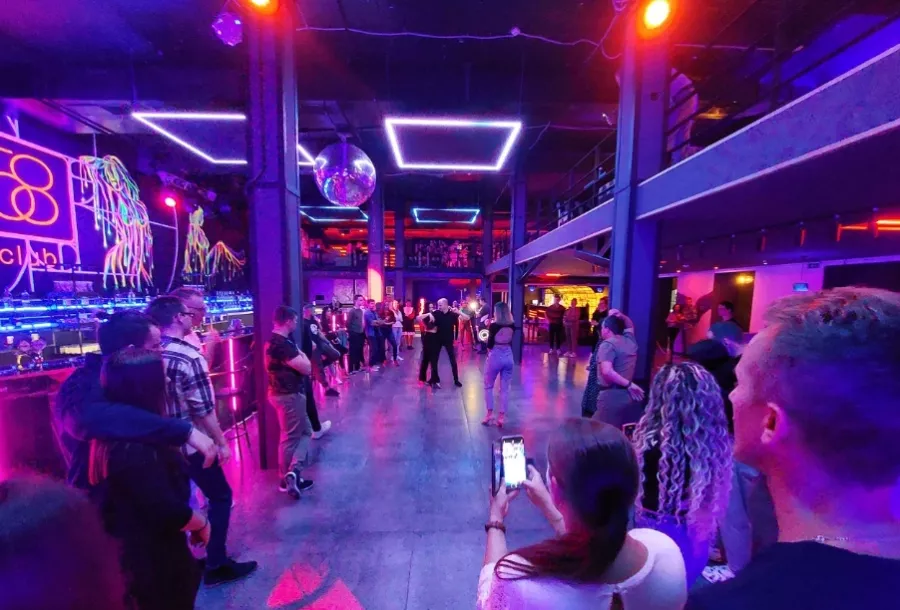 Ночной клуб Club 58 в Минске: Ночной клуб, Бар, Коктейли, Танцы, Танцпол, Музыкально, Не пропусти, Вкусная Еда,