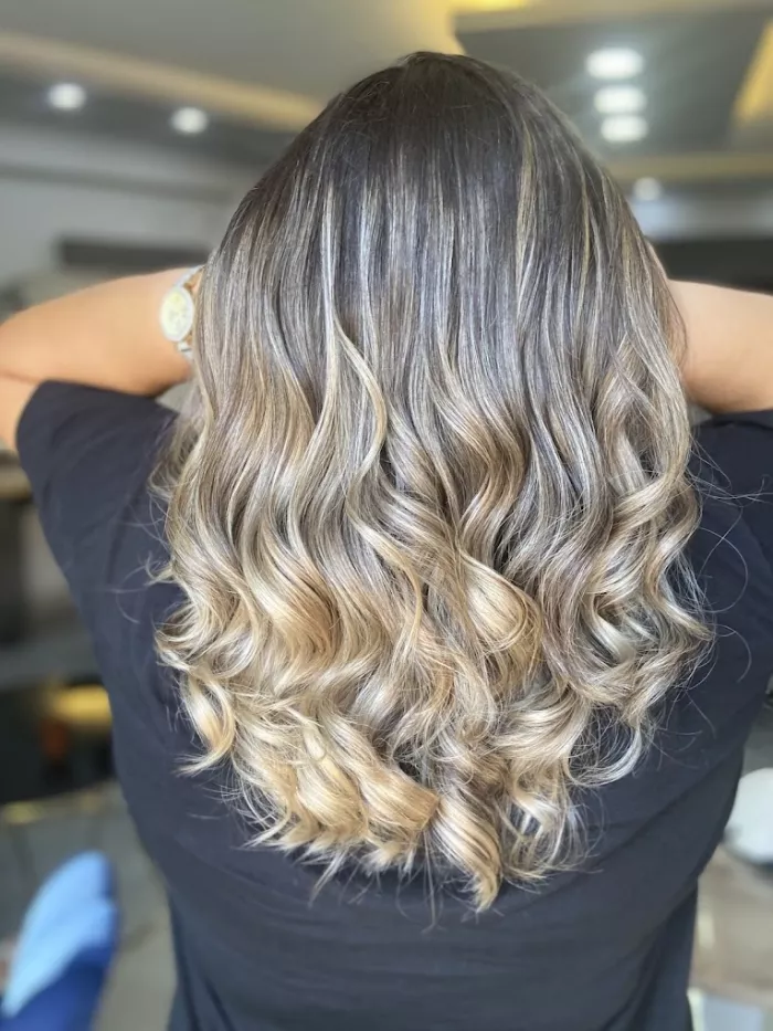 Салон красоты "Feride Güzellik Salonu"