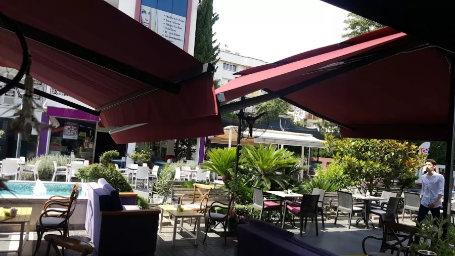 Кофейня NATIVE GROUND BISTRO & CAFE в Серик: Кофейня, Кафе, Еда,