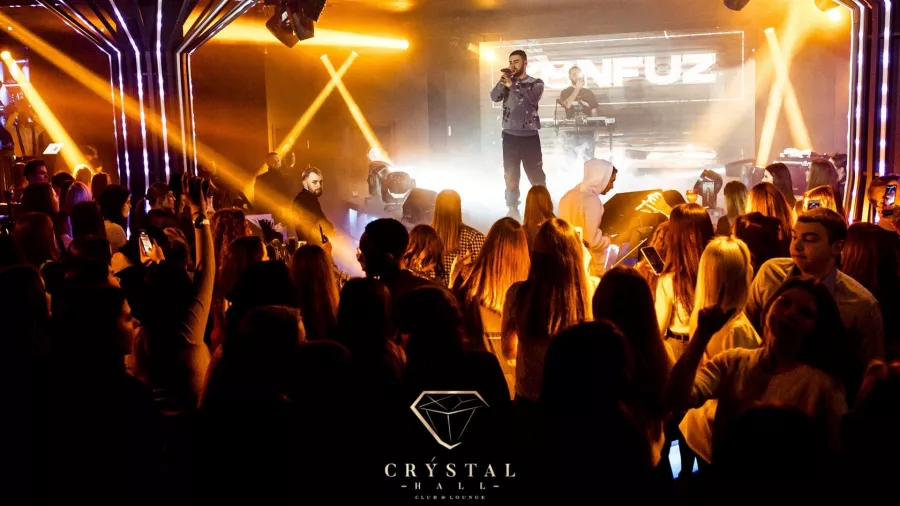 Ночной клуб Crystal Hall в Минске: Ночной клуб, Бар, Коктейли, Танцпол, Танцы, Не пропусти, Мероприятия, Концерты, Музыкально, Вкусная Еда,