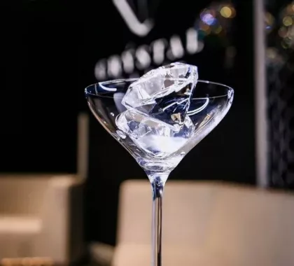 Ночной клуб "Crystal Hall"