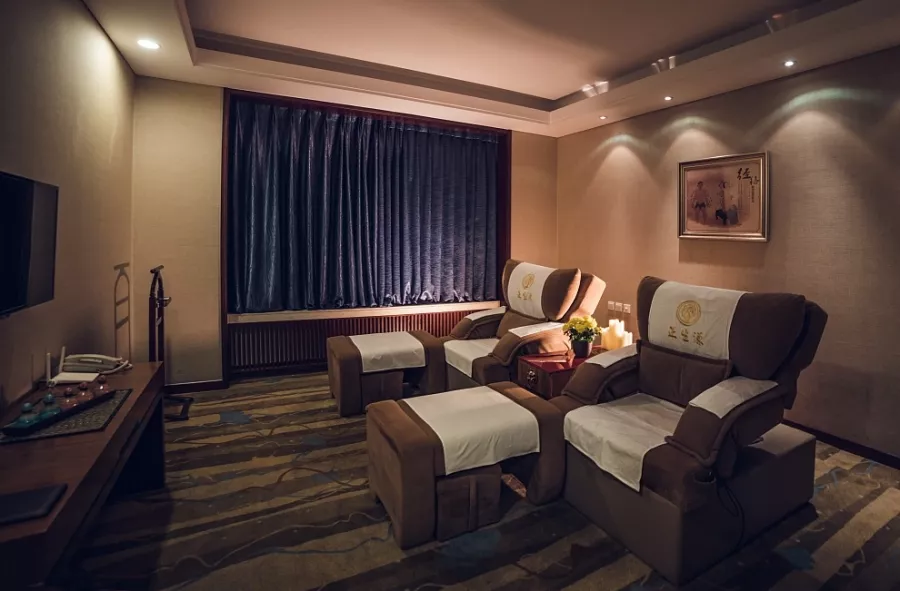Отель Пекин 5* в Минске: Отель, Номера, Ресторан, Бар, СПА-центр, Бассейн, Детская игровая комната, Фитнес-центр, Бесплатный Wi-Fi, Конференц-залы,