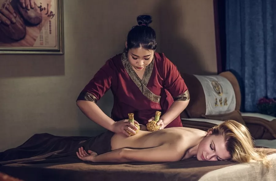 Отель Пекин 5* в Минске: Отель, Номера, Ресторан, Бар, СПА-центр, Бассейн, Детская игровая комната, Фитнес-центр, Бесплатный Wi-Fi, Конференц-залы,