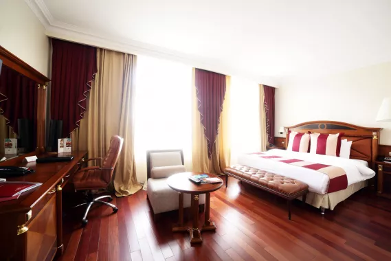 Отель "Crowne Plaza" 4*
