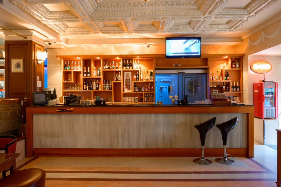 Отель Crowne Plaza 4* в Минске: Отель, Бассейн, Ресторан, Бар, Шведский стол, Фитнес, Казино, Spa,