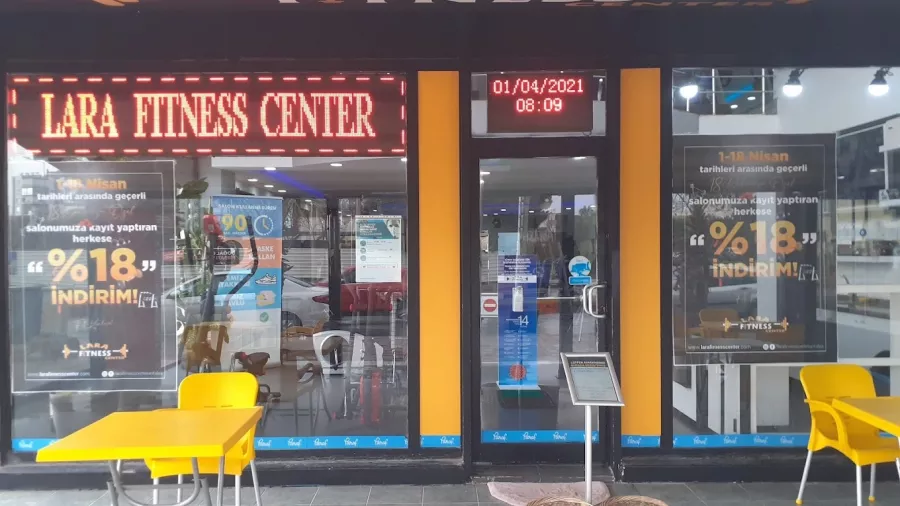 Тренажерный зал Lara Fitness Center в Анталии: Тренажерный зал, Спортивный зал, Развиваться, Фитнес-клуб,