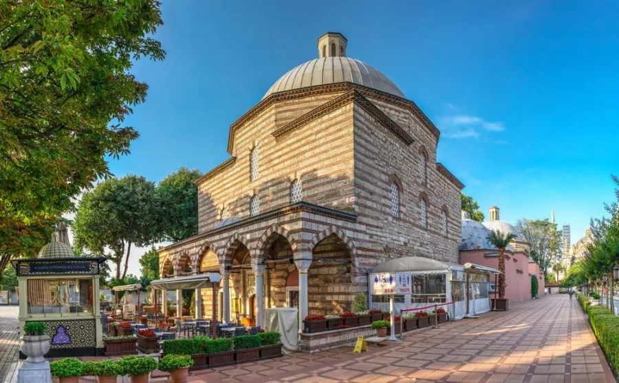 Хаммам Хюррем Султан (Hürrem Sultan Hamamı) в Стамбуле: Хамам , Старый город , Хамам в Стамбуле , История города ,