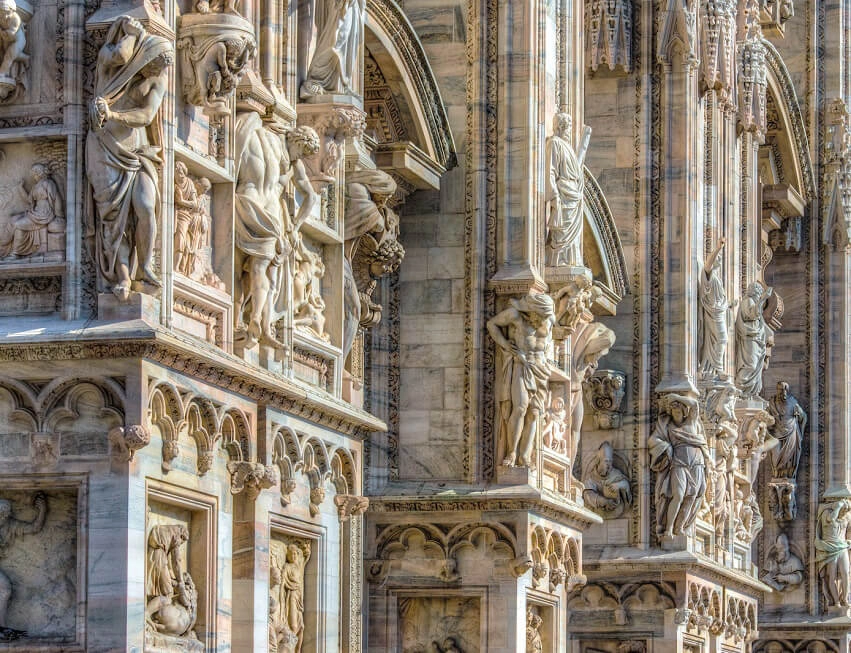 Мила́нский собо́р ( Duomo di Milano) в Милане: Старый город, Достопримечательности, Собор, Архитектура ,